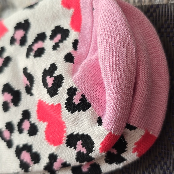 MIXIT BRAND WOMEN'S HEARTS VALENTINES BUNDLE OF 3 CREW SOCKS FITS SHOE SIZE 4-10 - Picture 7 of 9